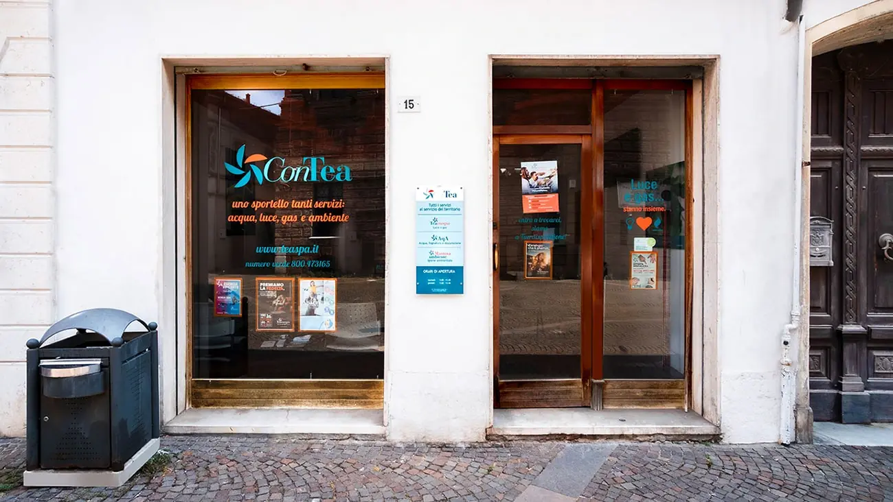 Esterno punto vendita Ostiglia