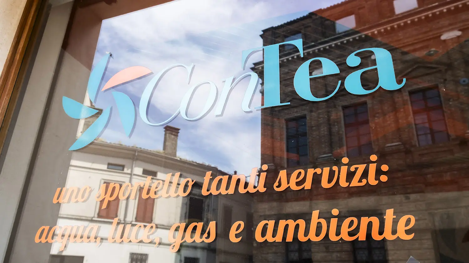 Esterno punto vendita Ostiglia