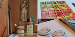 Punto informazioni Tea Energia a Smart Life Festival 2024 di Modena, nella sede della Fondazione San Carlo. Spille e segnalibri come gadget della società, oltre alla brochure della manifestazione.